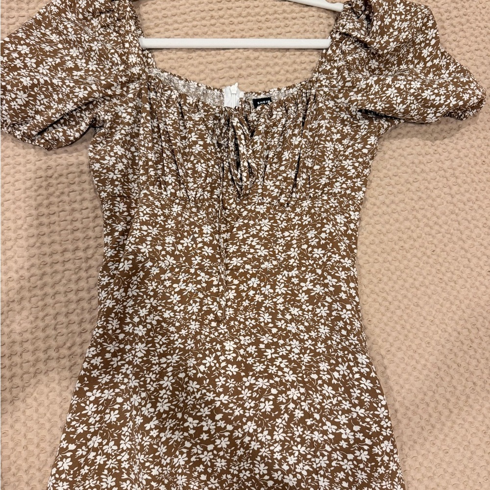 NEW Brown Floral Puff Sleeve Sundress